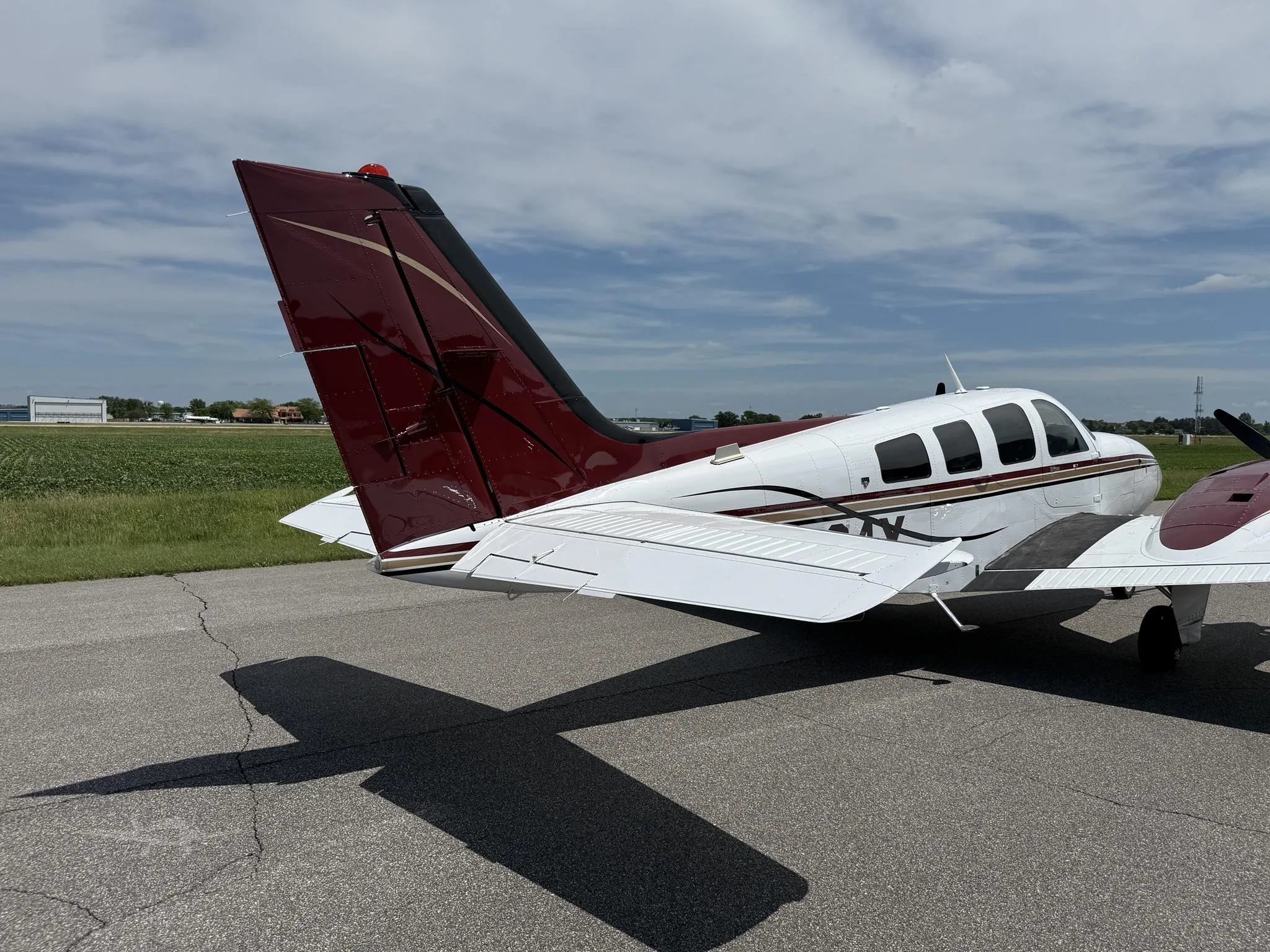 Exterior view of a 1980 BEECHCRAFT 58P BARON, N3684Y.