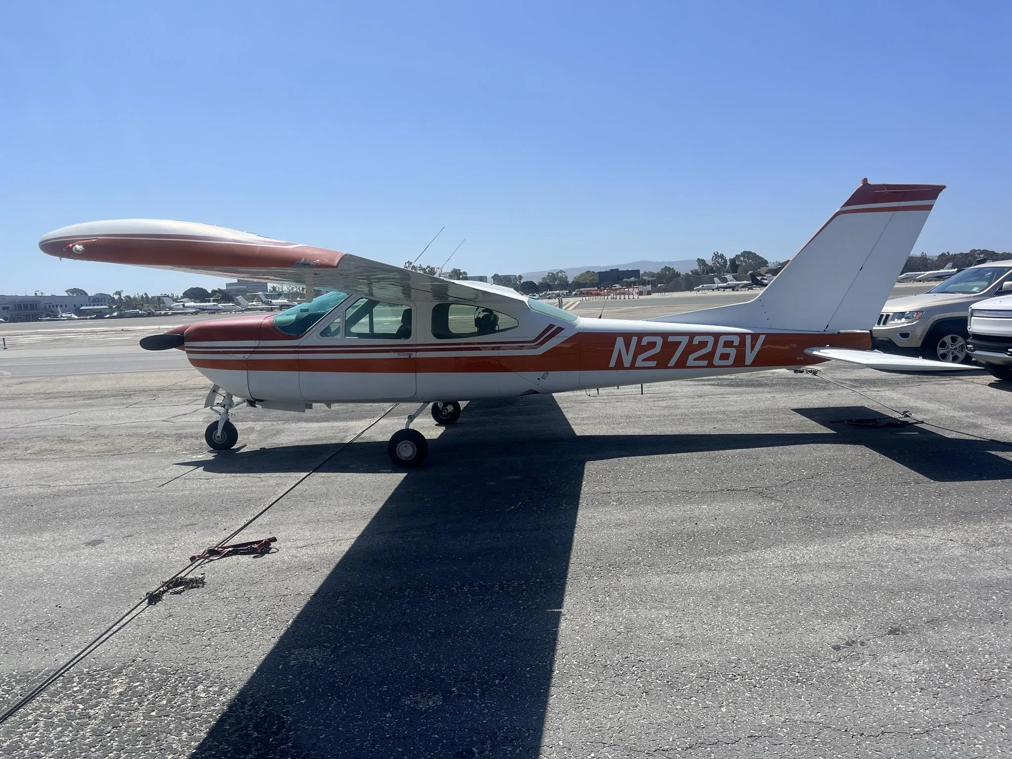 Exterior view of a 1975 CESSNA 177RG, N2726V.