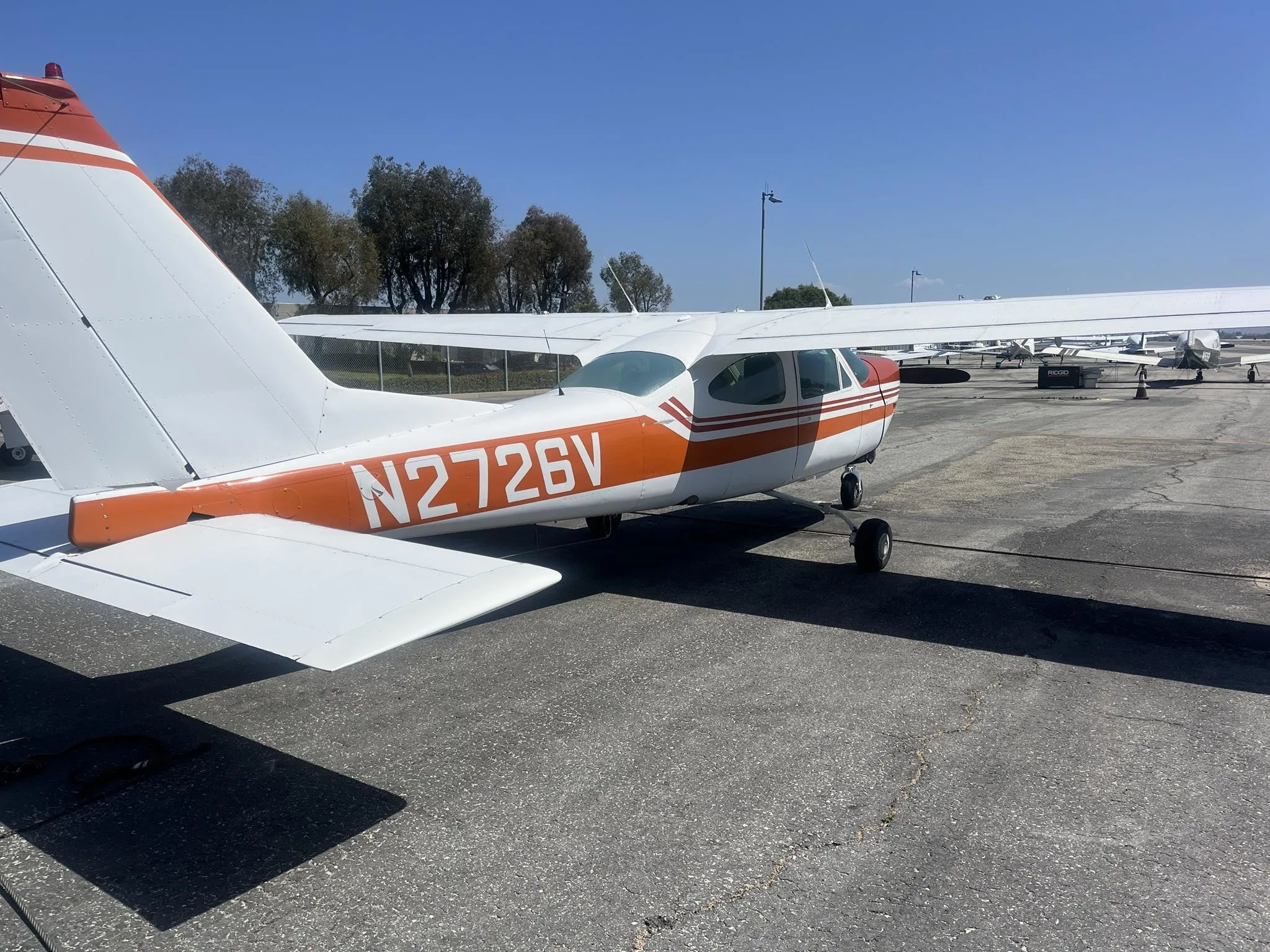 Exterior view of a 1975 CESSNA 177RG, N2726V.
