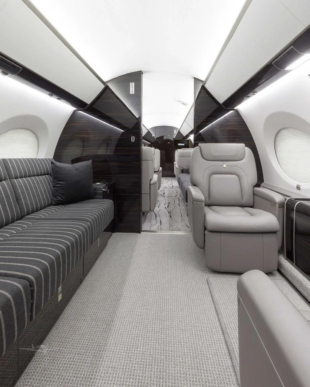 Cabin interior of a 2017 GULFSTREAM G650ER.