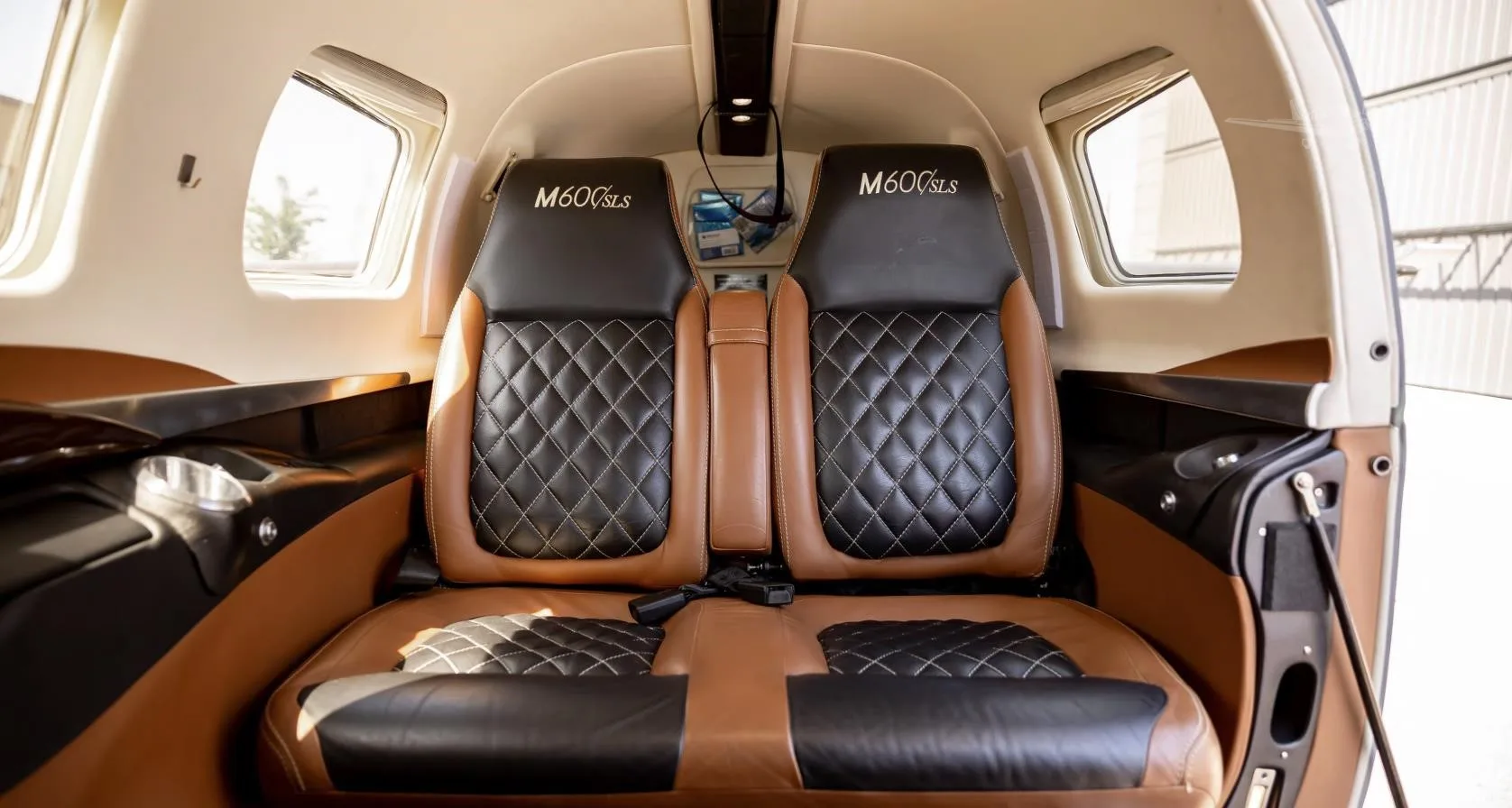 Cabin interior of a 2020 PIPER M600 SLS.