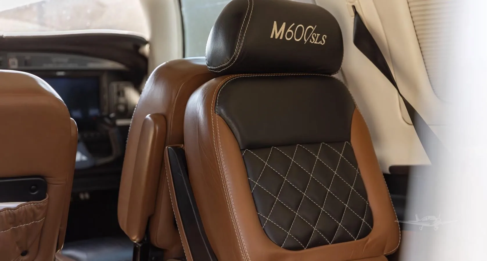 Cabin interior of a 2020 PIPER M600 SLS.