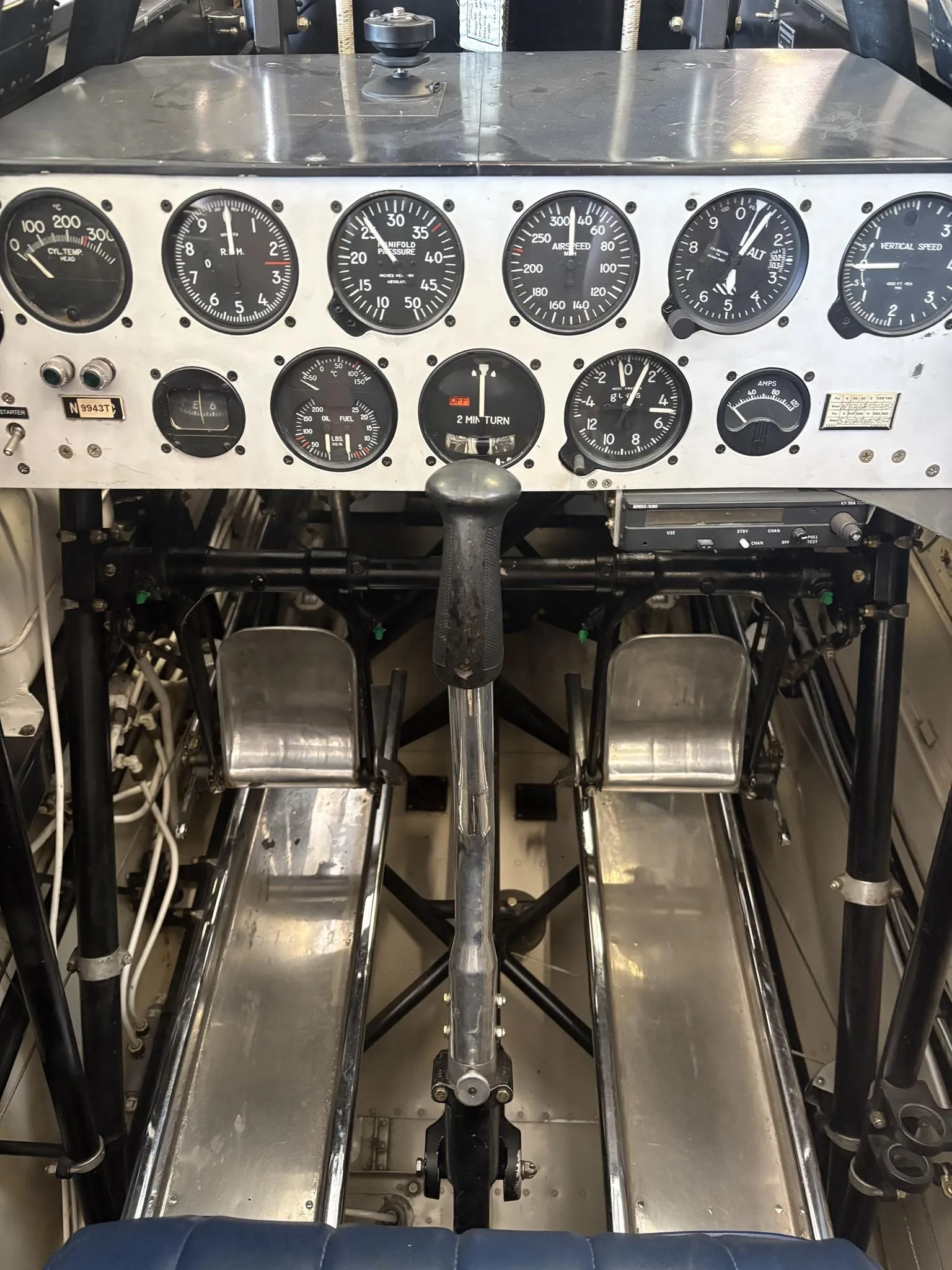 Cockpit and instrument panel of a 1949 NORTH AMERICAN AT-6G.