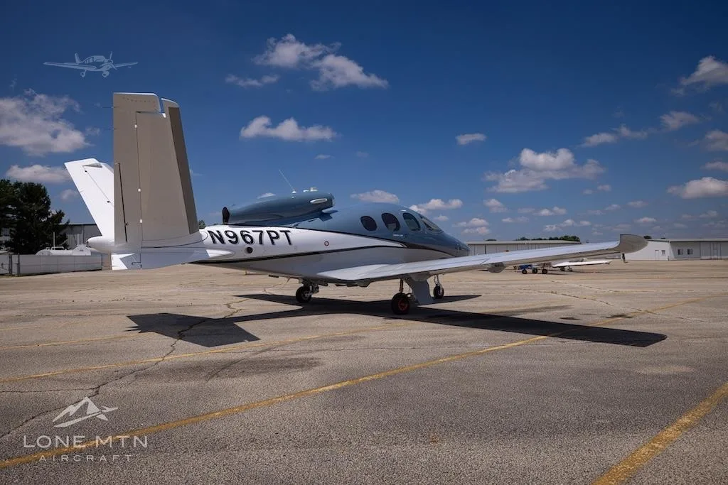 Exterior view of a 2018 CIRRUS VISION SF50, N967PT.