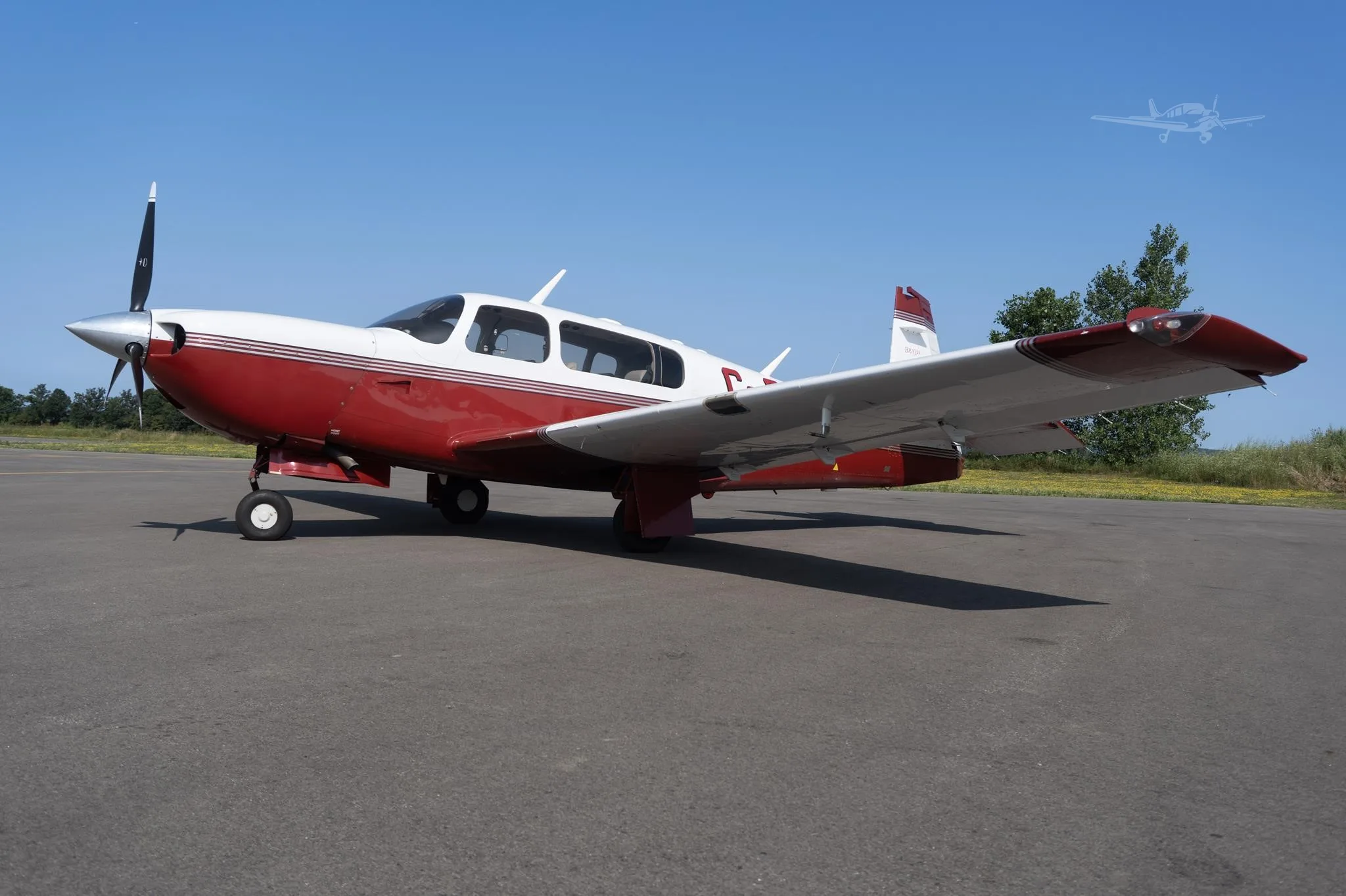 Exterior view of a 2001 MOONEY M20M BRAVO, C-GYAM.
