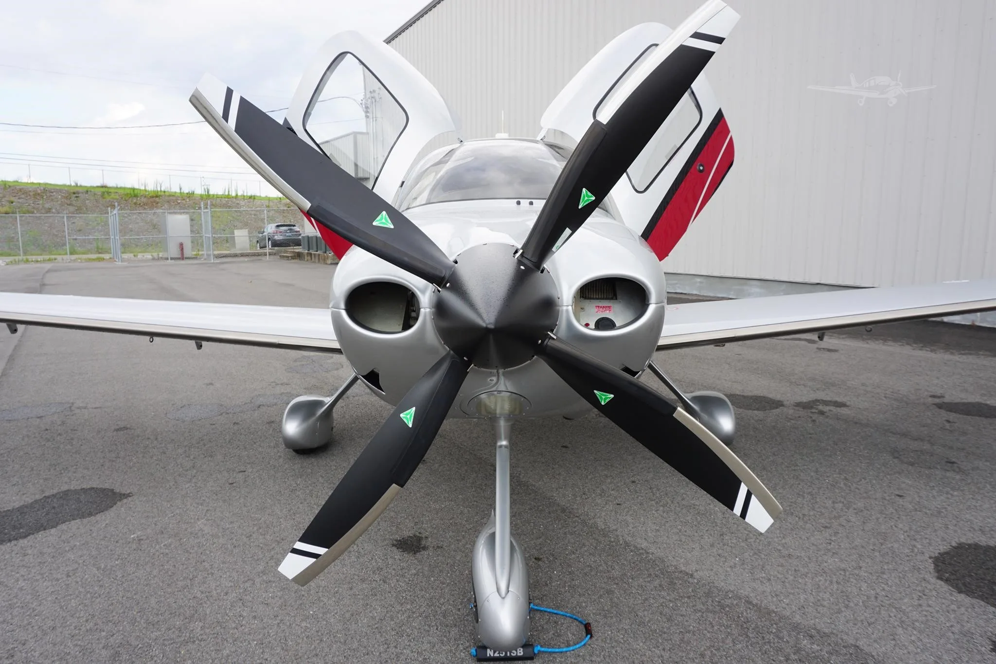 Exterior view of a 2011 CIRRUS SR22-G3 TURBO, N251SB.