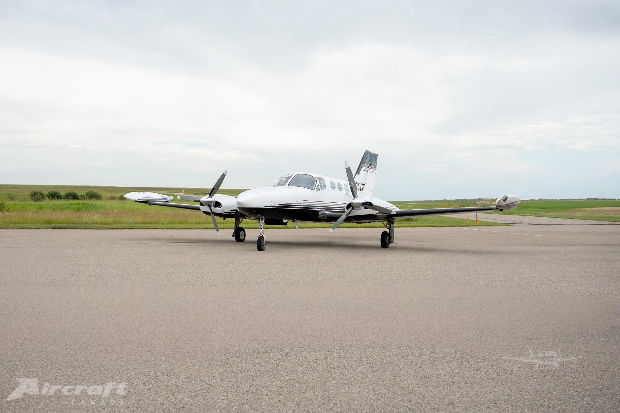 Exterior view of a 1973 CESSNA 421B, C-GCCF.