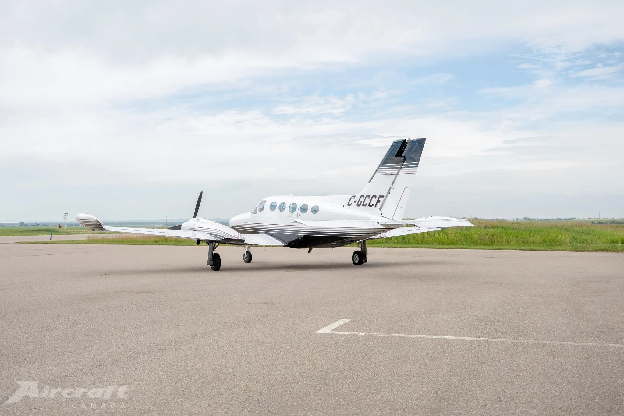 Exterior view of a 1973 CESSNA 421B, C-GCCF.