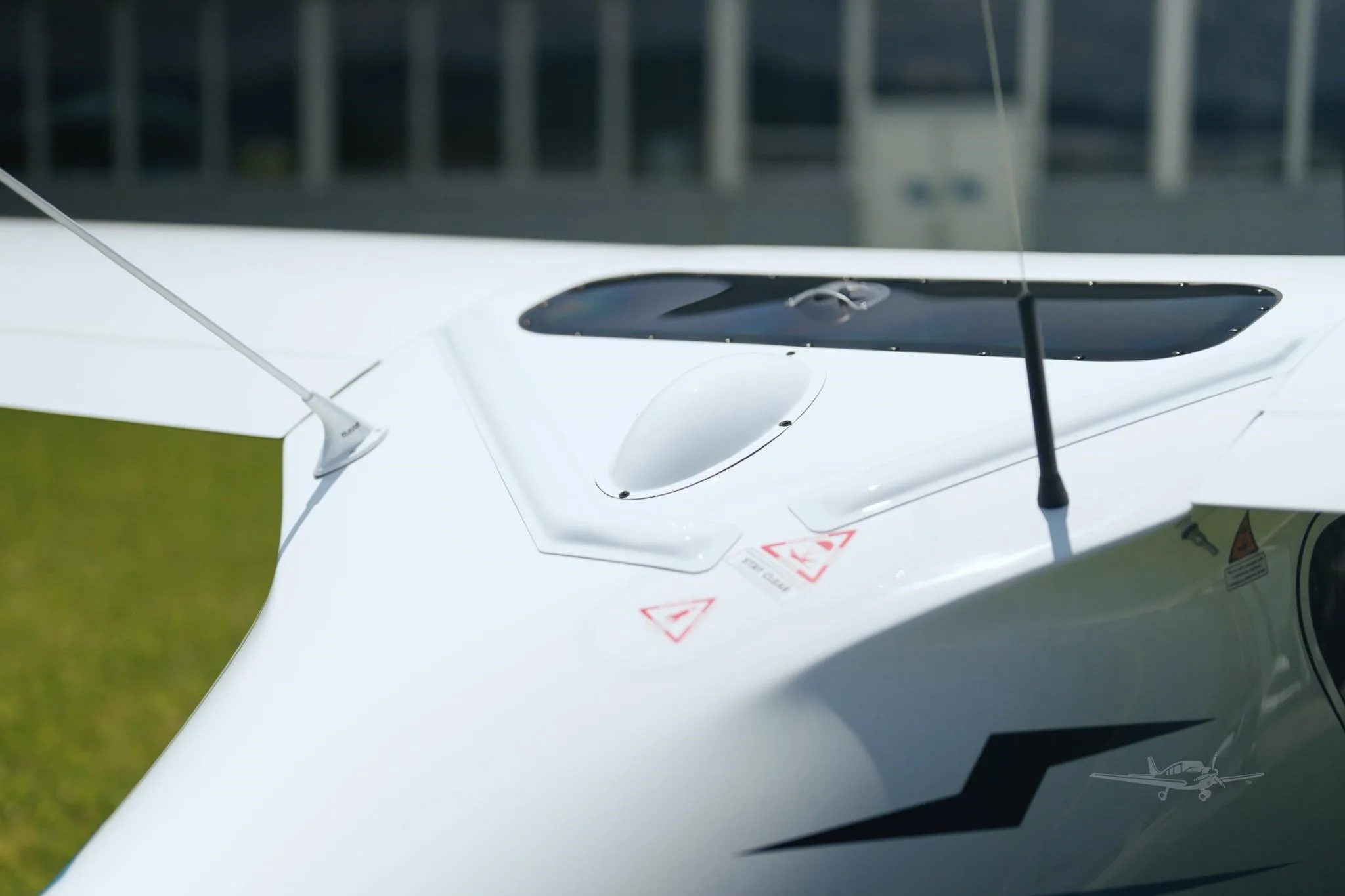 Marketing image of a 2027 PIPISTREL VOYAGER.