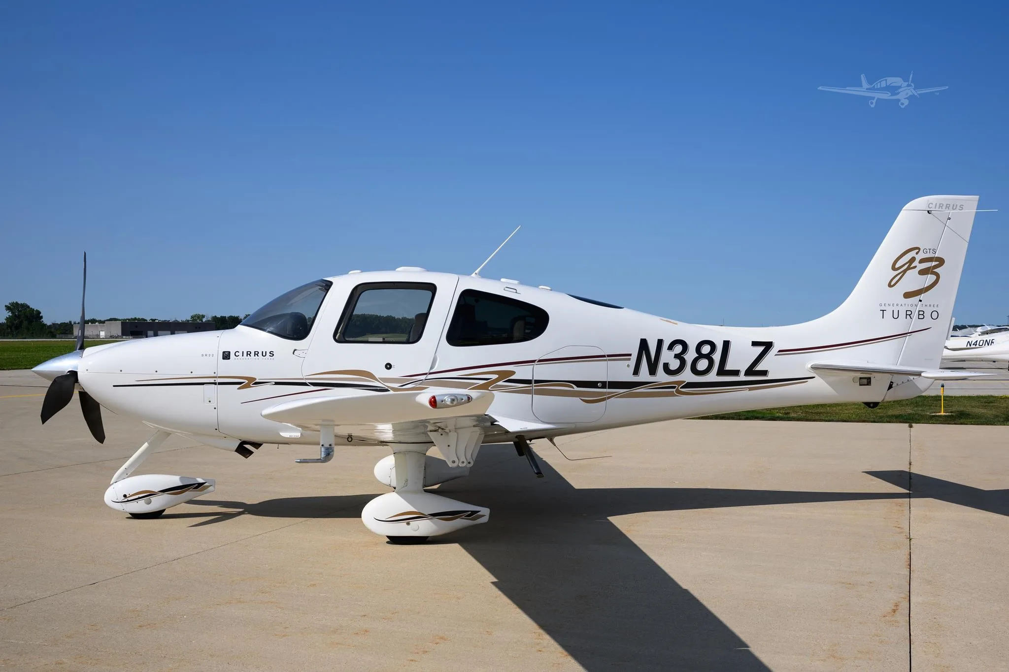 Exterior view of a 2007 CIRRUS SR22-G3 TURBO, N38LZ.