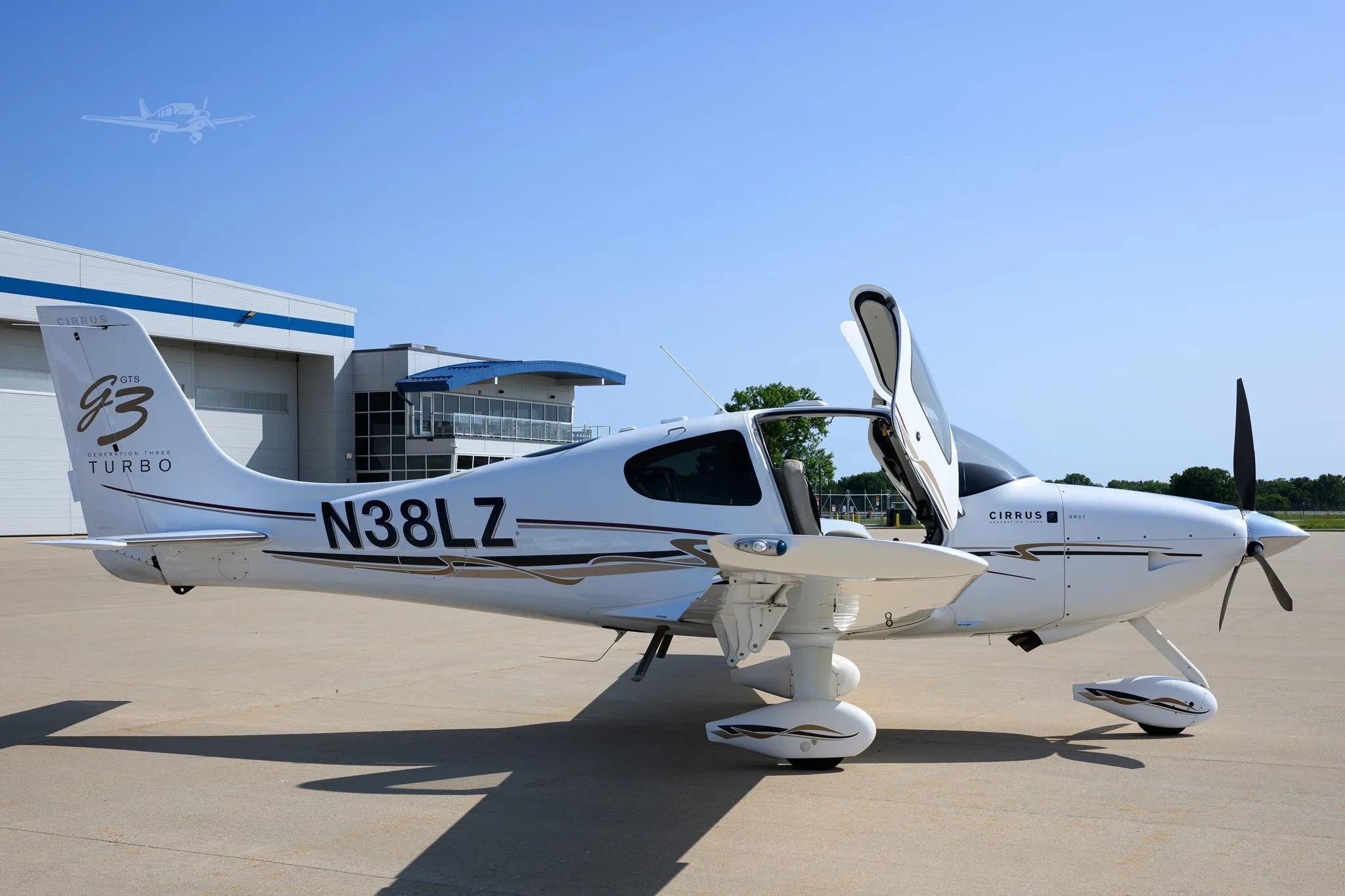 Exterior view of a 2007 CIRRUS SR22-G3 TURBO, N38LZ.