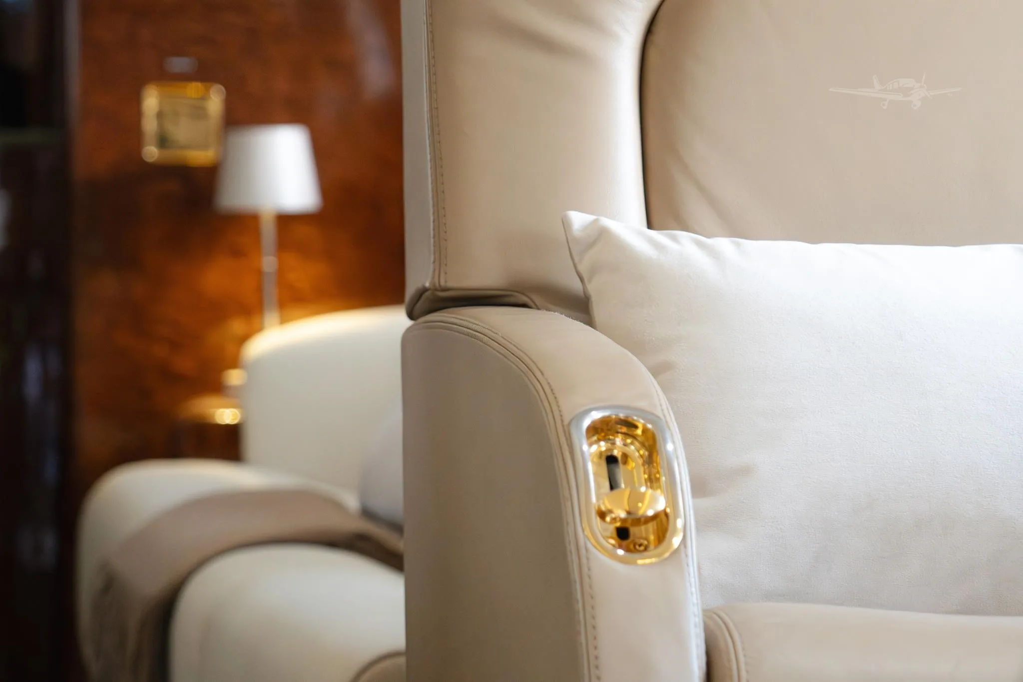 Cabin interior of a 2006 GULFSTREAM G200.