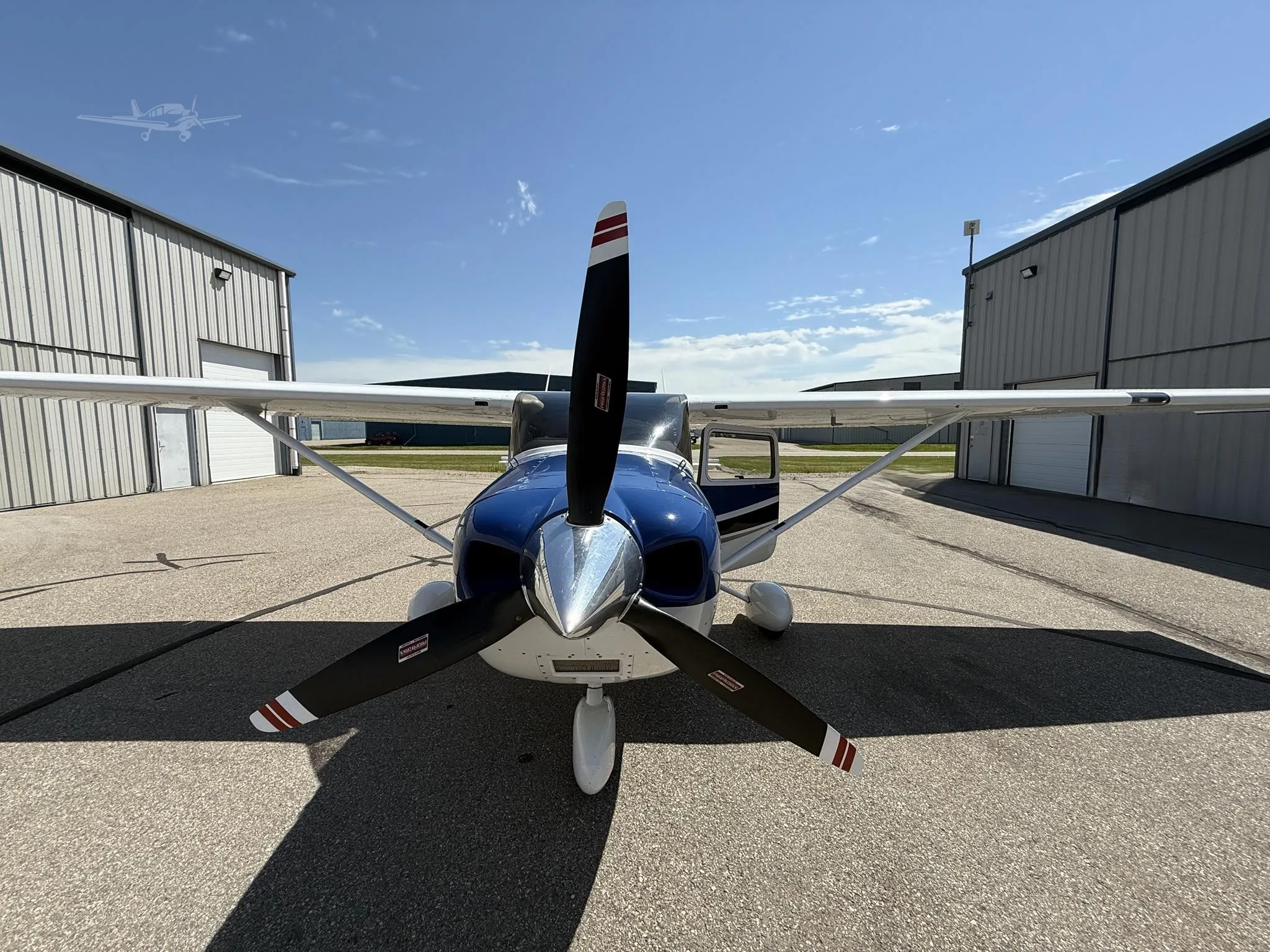 Marketing image of a 2004 CESSNA TURBO 182T SKYLANE.