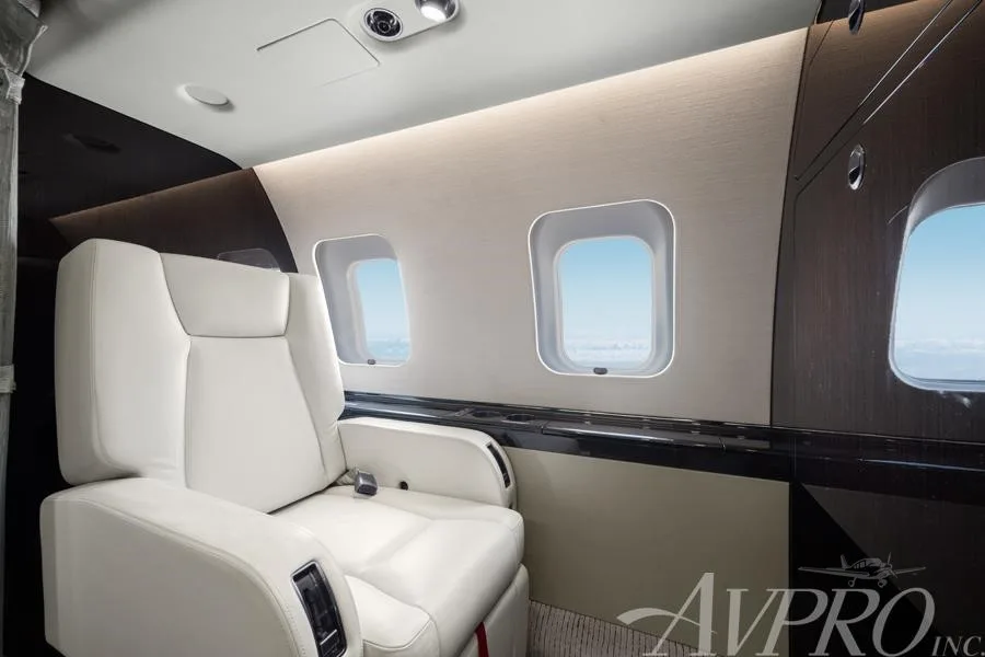 Cabin interior of a 2015 BOMBARDIER GLOBAL 6000.