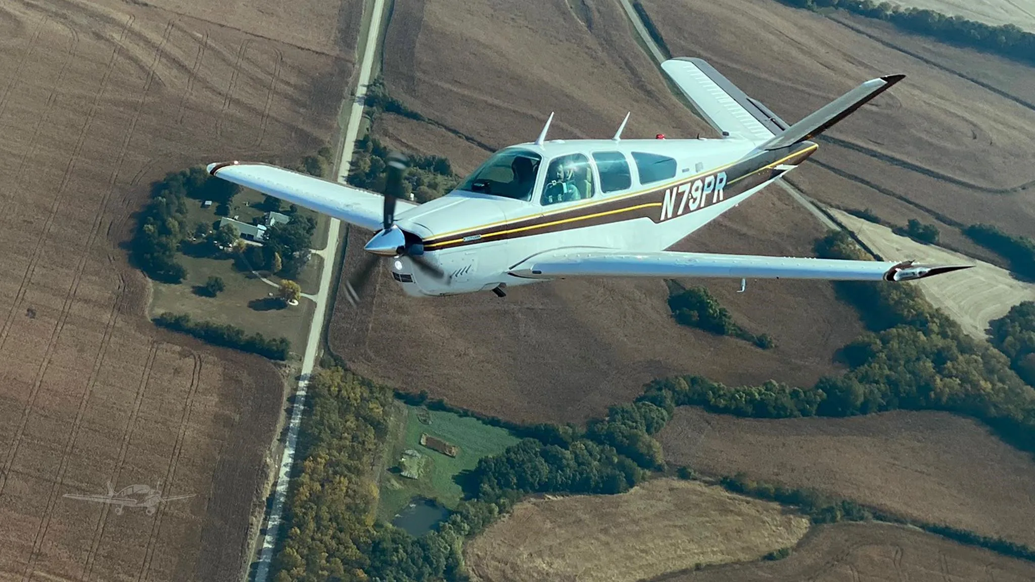 Exterior view of a 1970 BEECHCRAFT V35B BONANZA, N79PR.