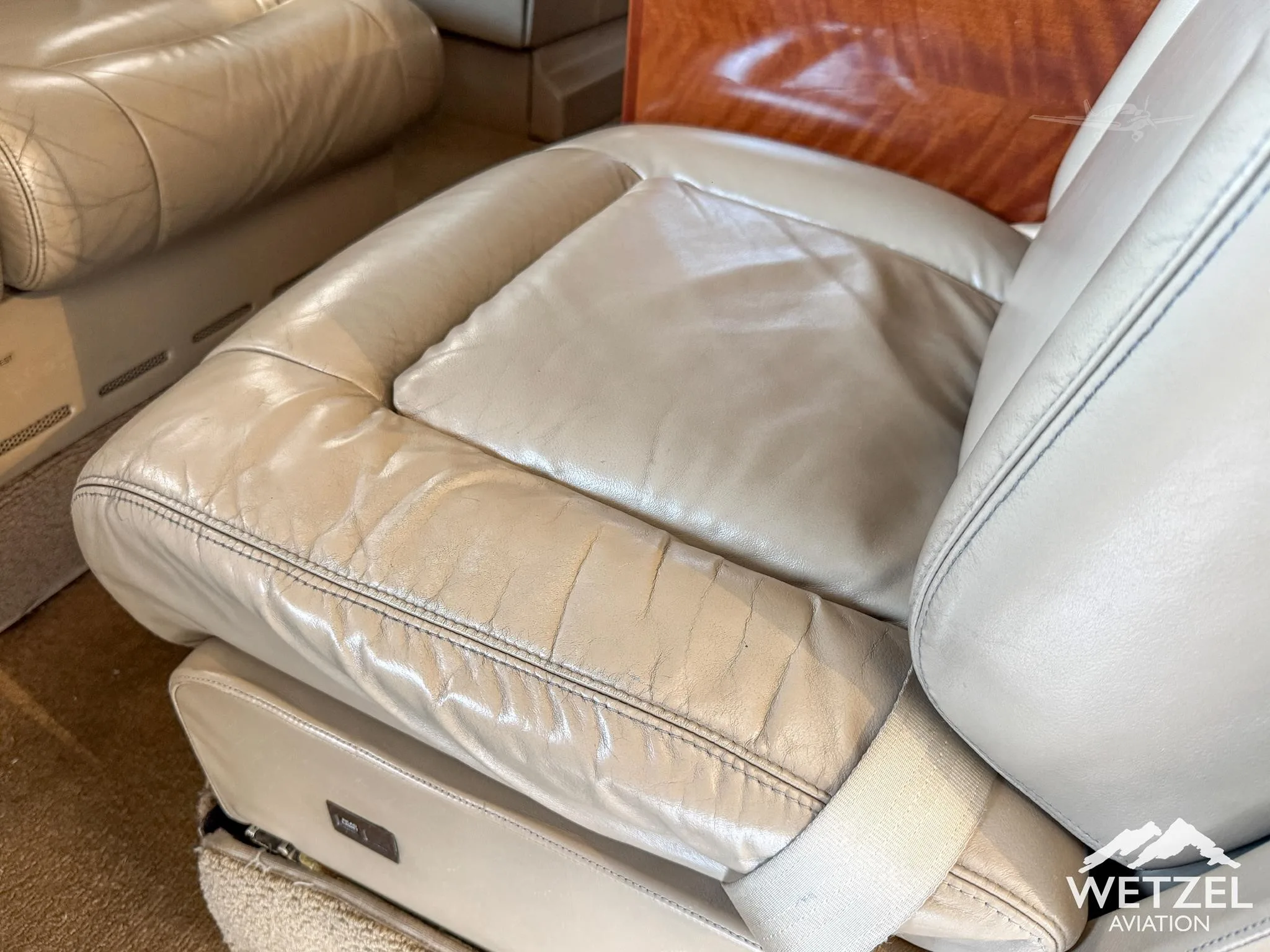 1992 Piaggio P-180 Avanti