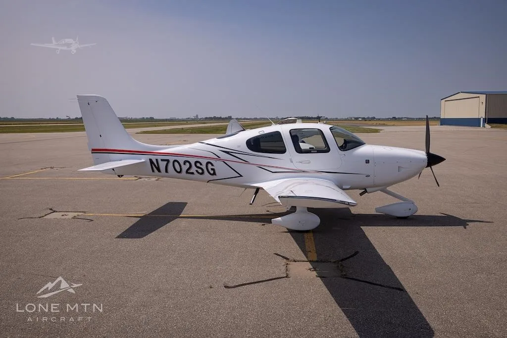 Exterior view of a 2024 CIRRUS SR20-G7, N702SG.