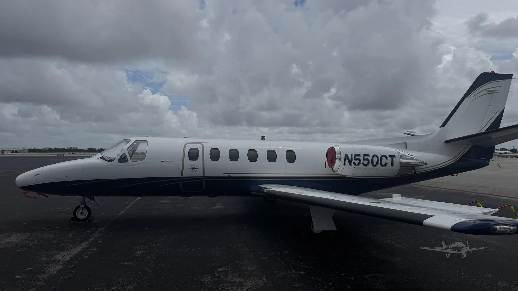 Exterior view of a 1978 CESSNA CITATION II, N550CT.