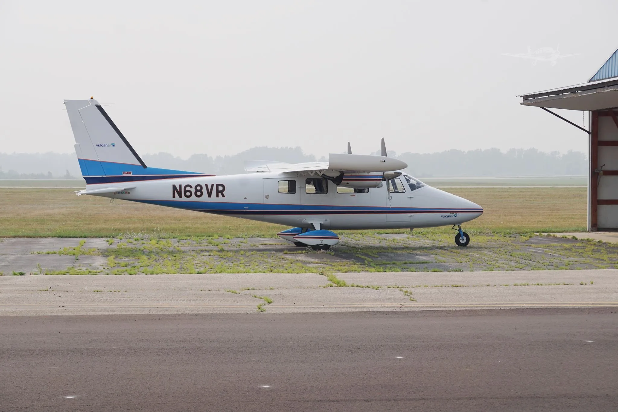 Exterior view of a 2004 VULCANAIR P.68C, N68VR.