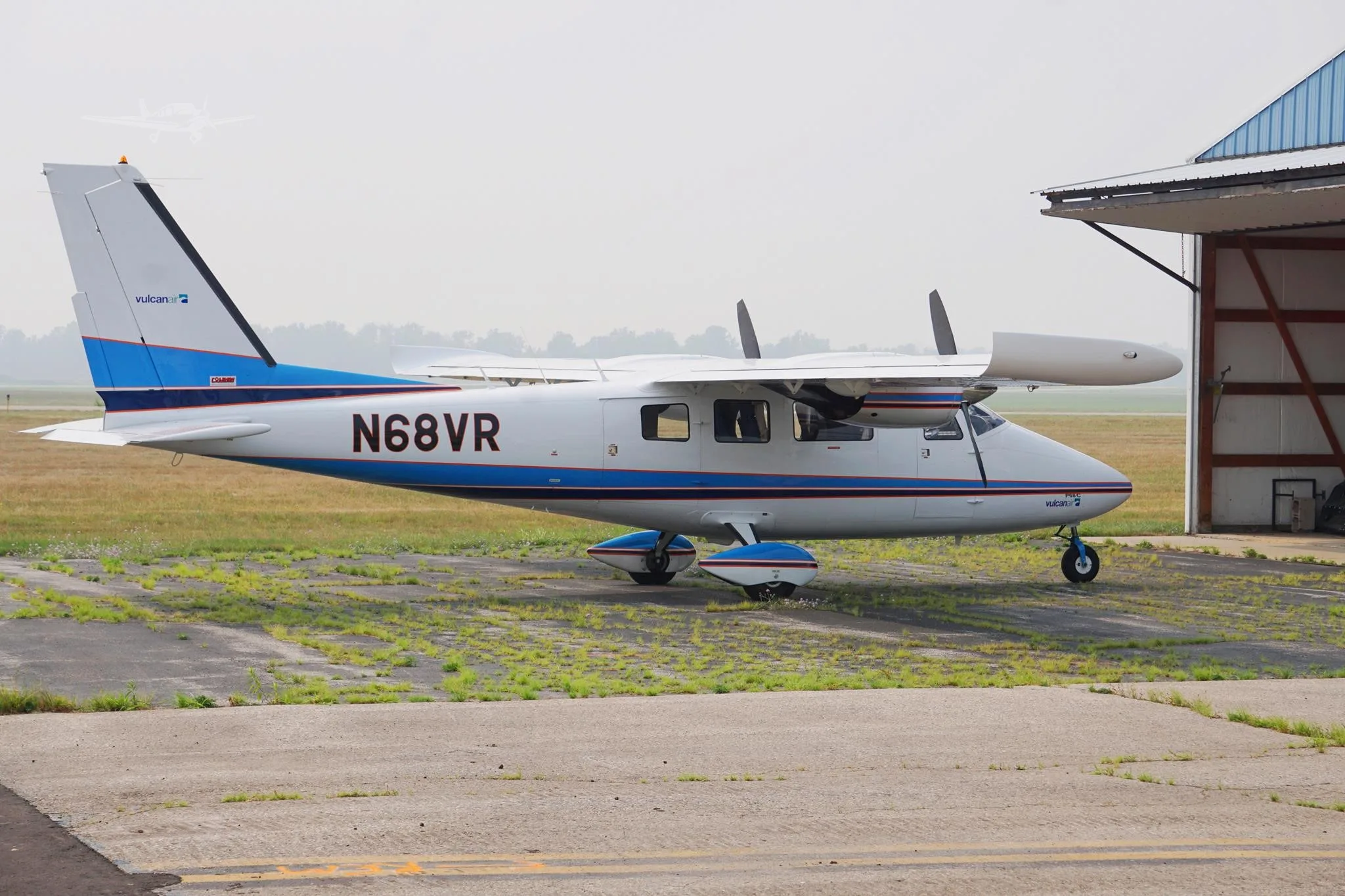 Exterior view of a 2004 VULCANAIR P.68C, N68VR.
