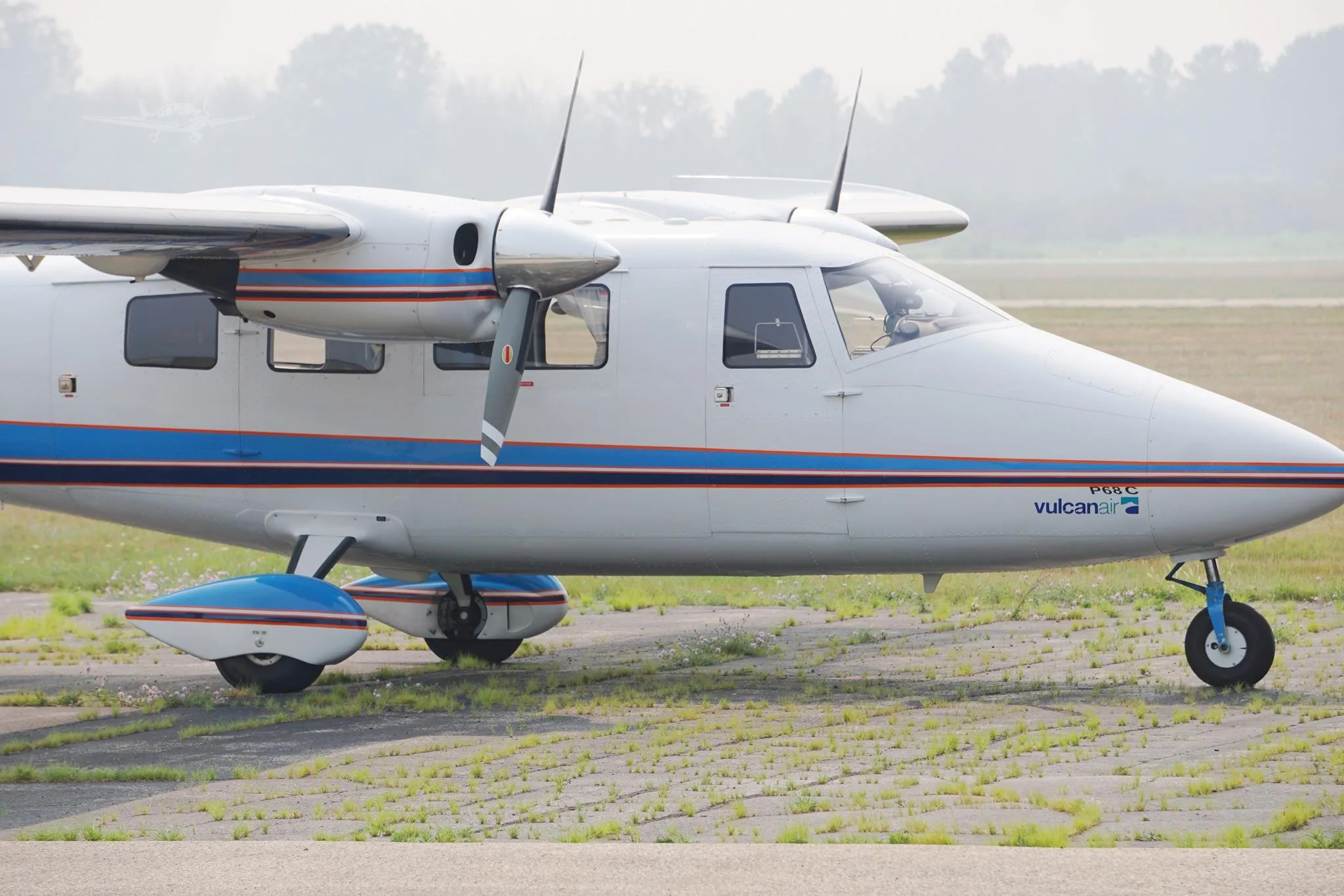 Exterior view of a 2004 VULCANAIR P.68C, N68VR.