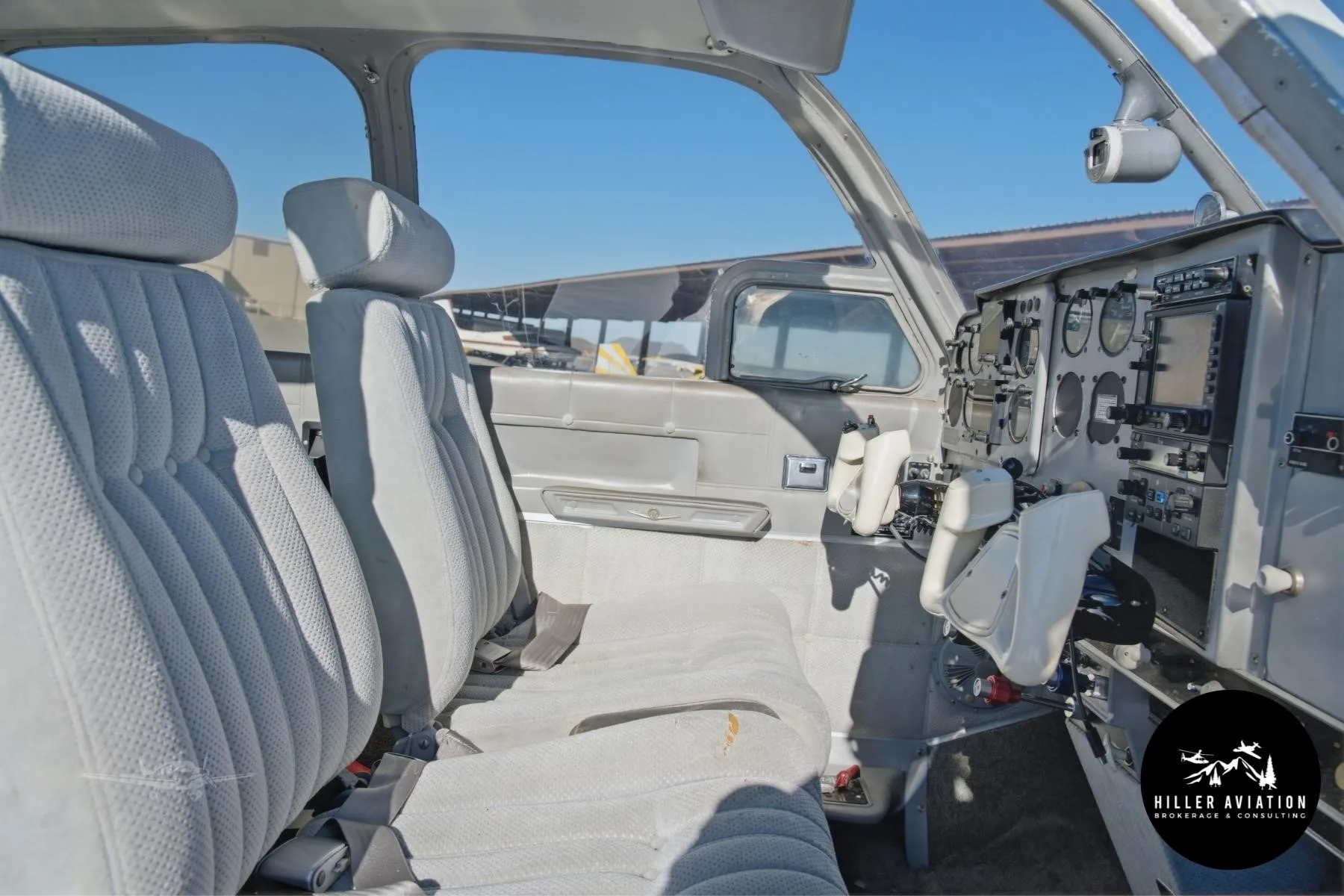 Cockpit and instrument panel of a 1965 BEECHCRAFT C33 DEBONAIR.