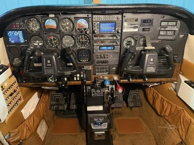 Cockpit and instrument panel of a 1980 CESSNA P210N.