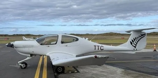 2011 DIAMOND DA40 XLS