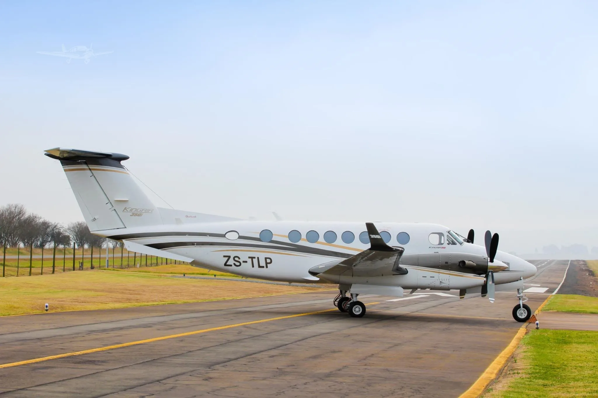 Exterior view of a 2020 BEECHCRAFT KING AIR 350I, ZS-TLP.