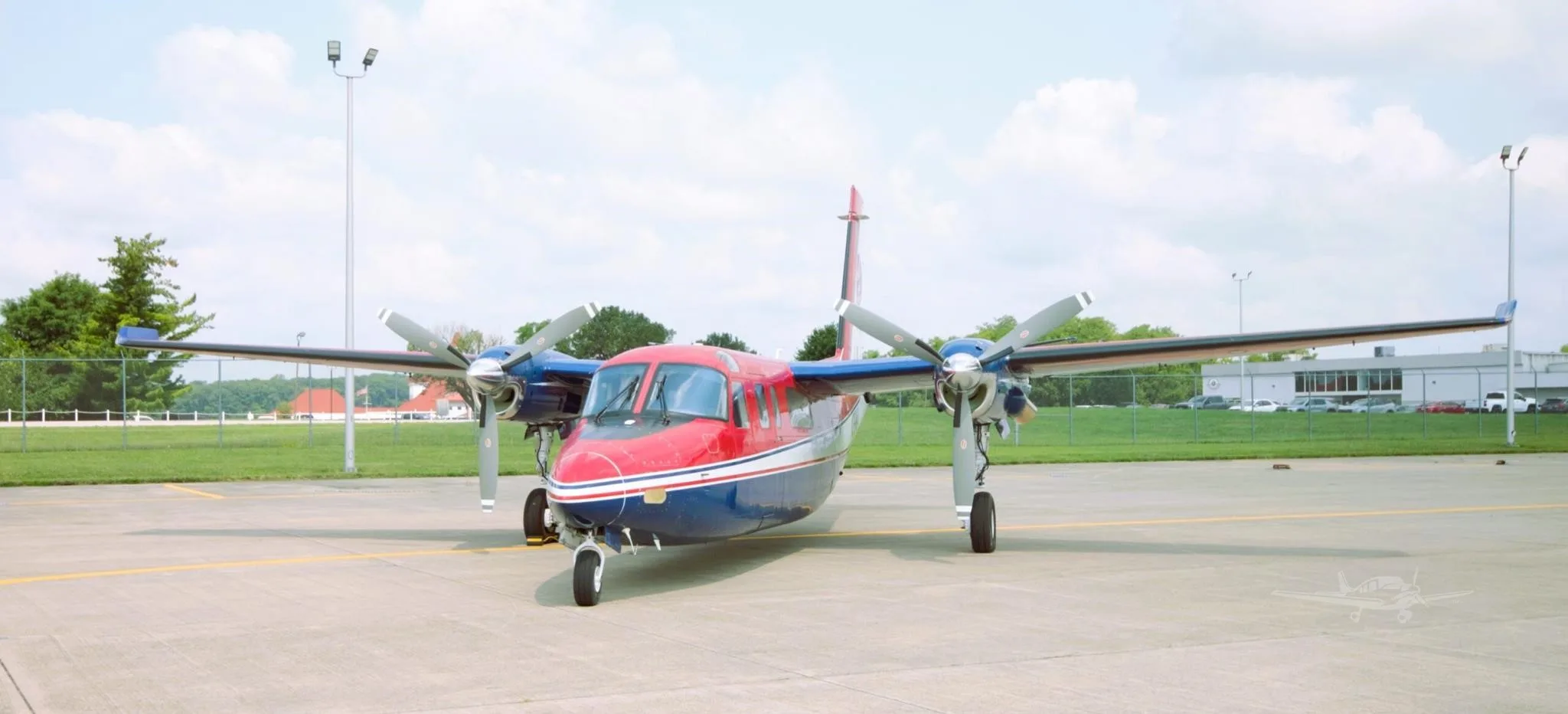 Exterior view of a 1974 COMMANDER 690A, N38WA.