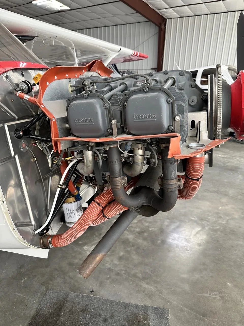Engine detail of a 2004 AMERICAN CHAMPION 7-GCBC.