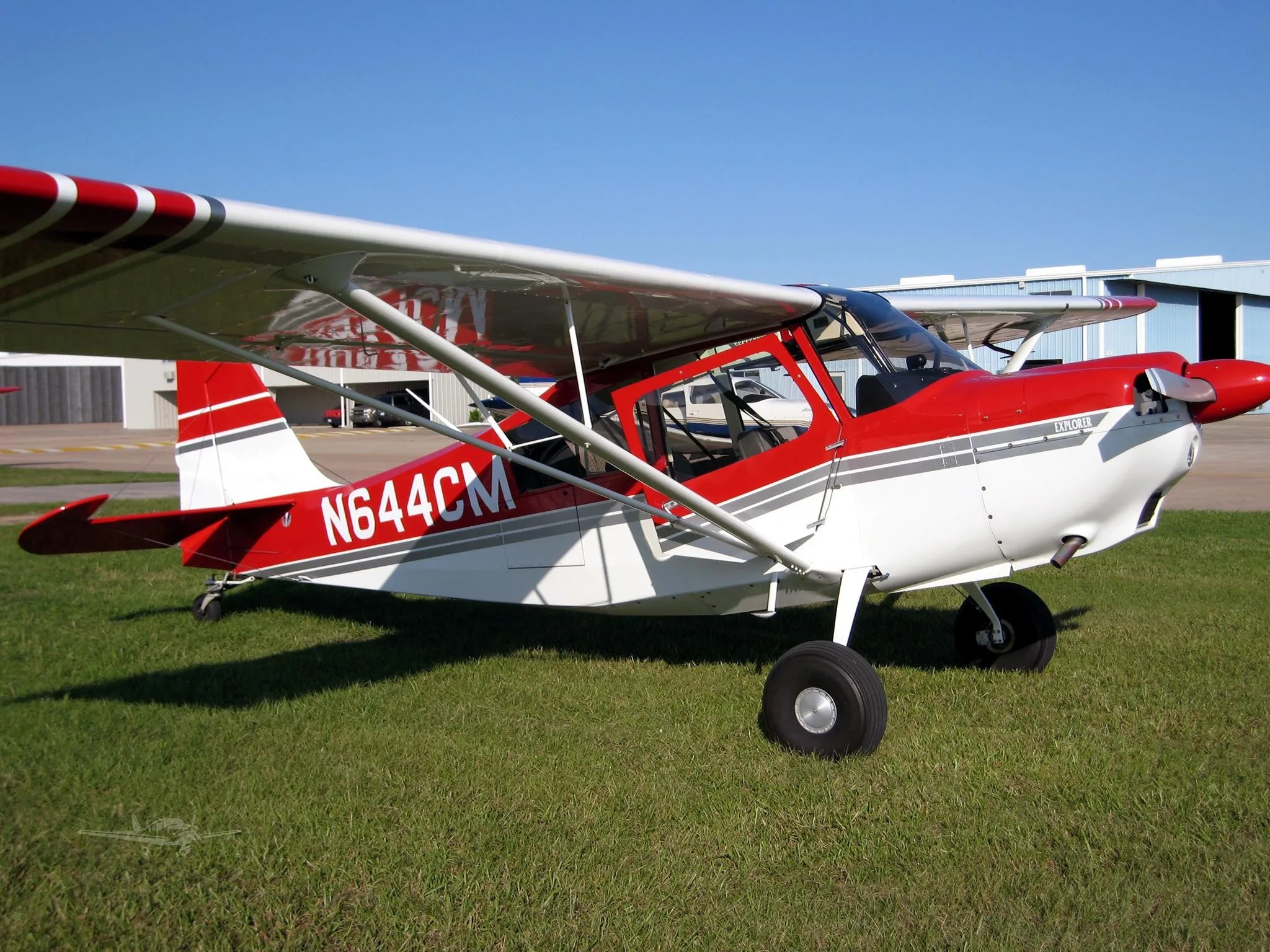 Exterior view of a 2004 AMERICAN CHAMPION 7-GCBC, N644CM.