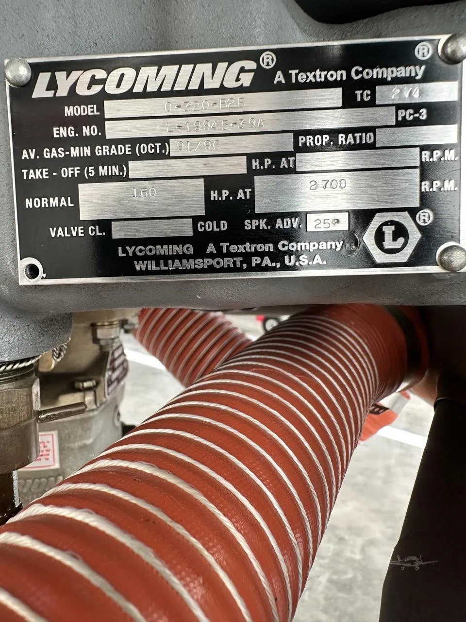 Engine detail of a 2004 AMERICAN CHAMPION 7-GCBC.