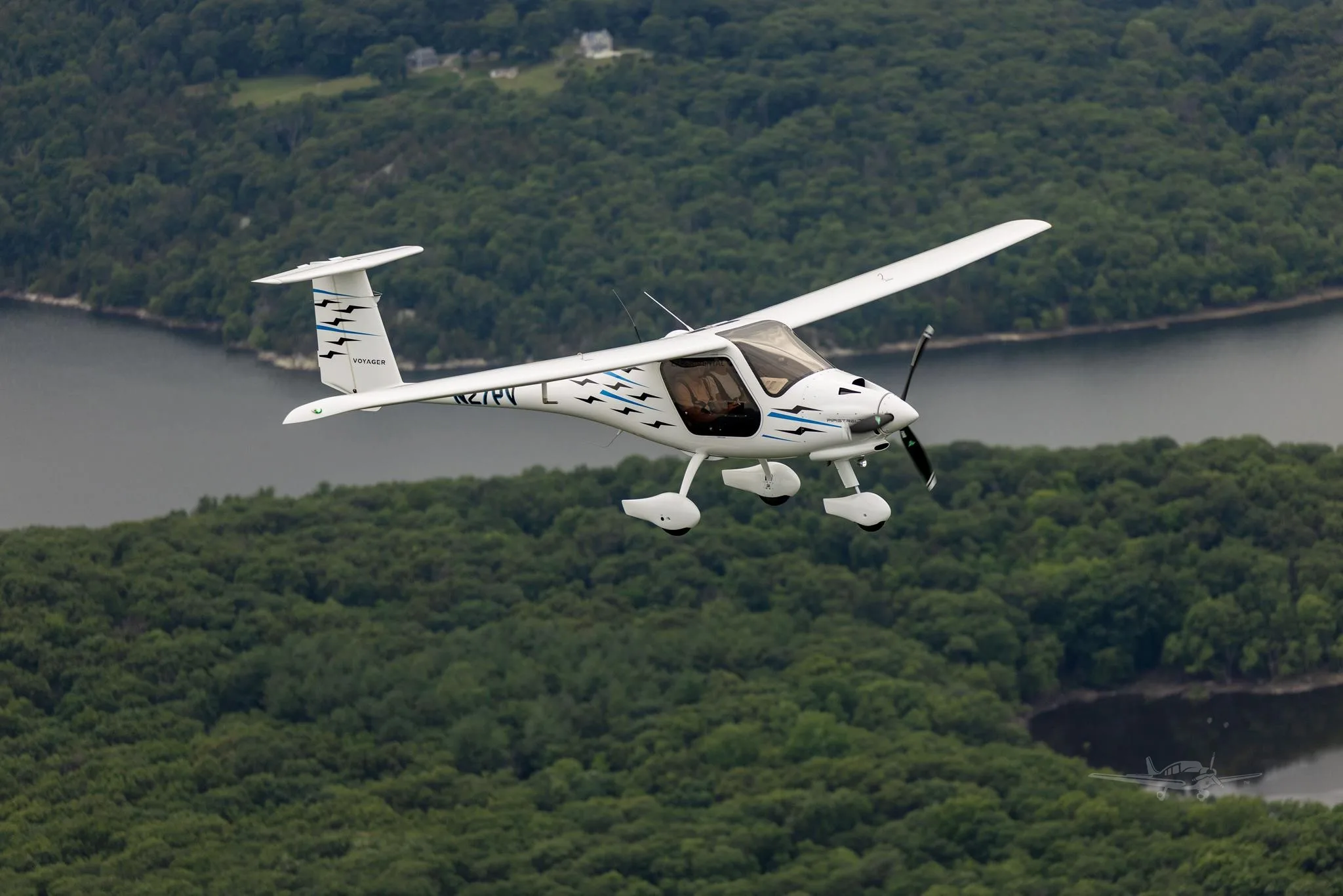 2027 PIPISTREL VOYAGER