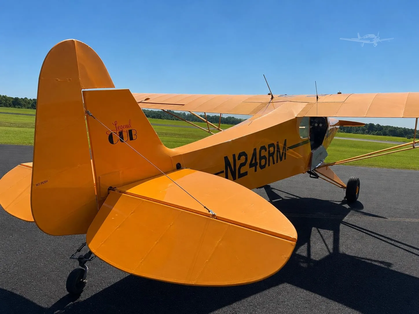 Exterior view of a 2007 AMERICAN LEGEND AL11J-120, N246RM.