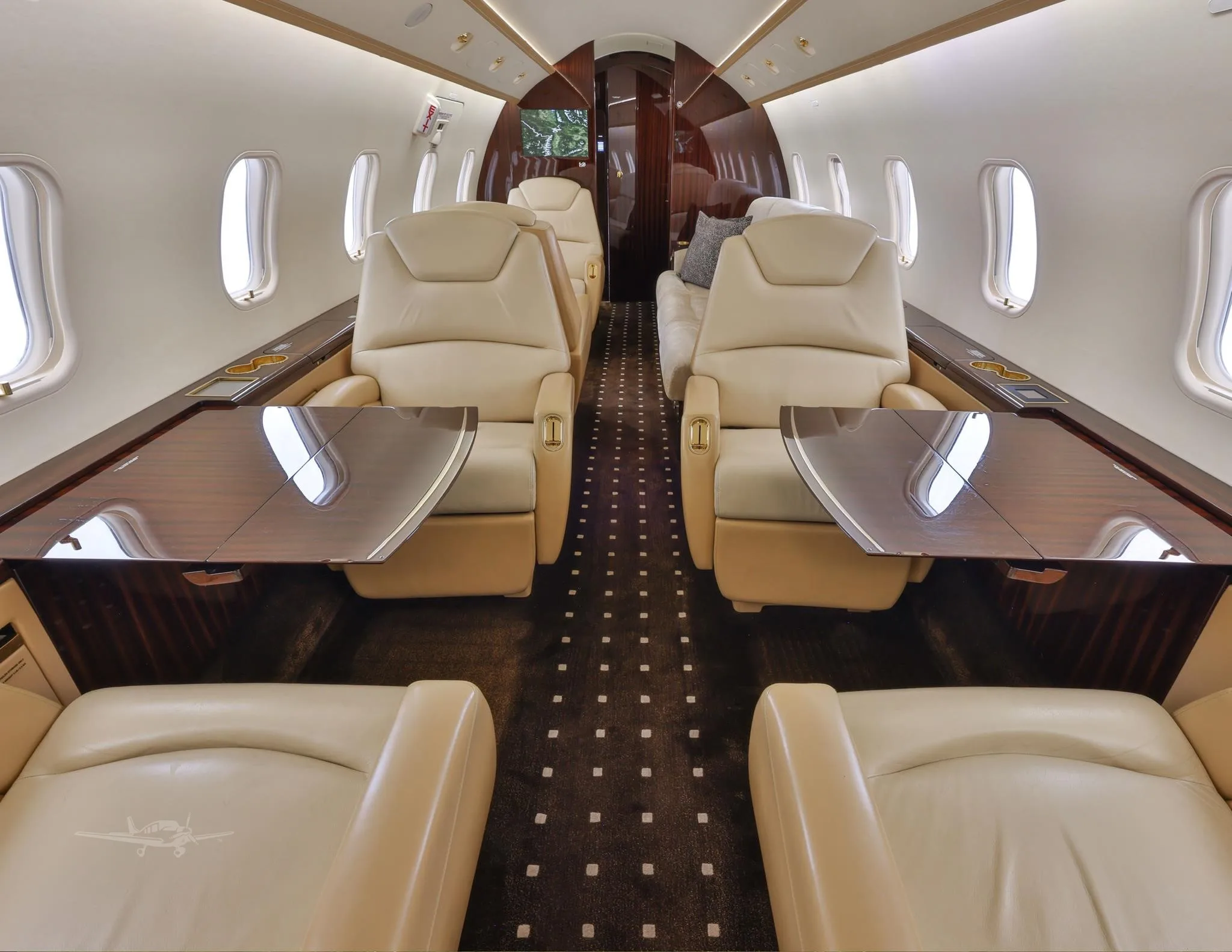 Cabin interior of a 2011 BOMBARDIER CHALLENGER 300.
