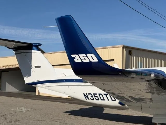 Exterior view of a 2007 BEECHCRAFT KING AIR 350, N350TD.
