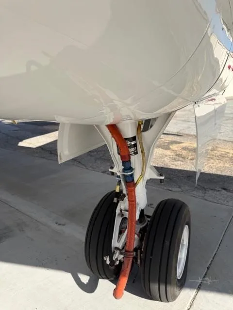 Engine detail of a 2007 BEECHCRAFT KING AIR 350.