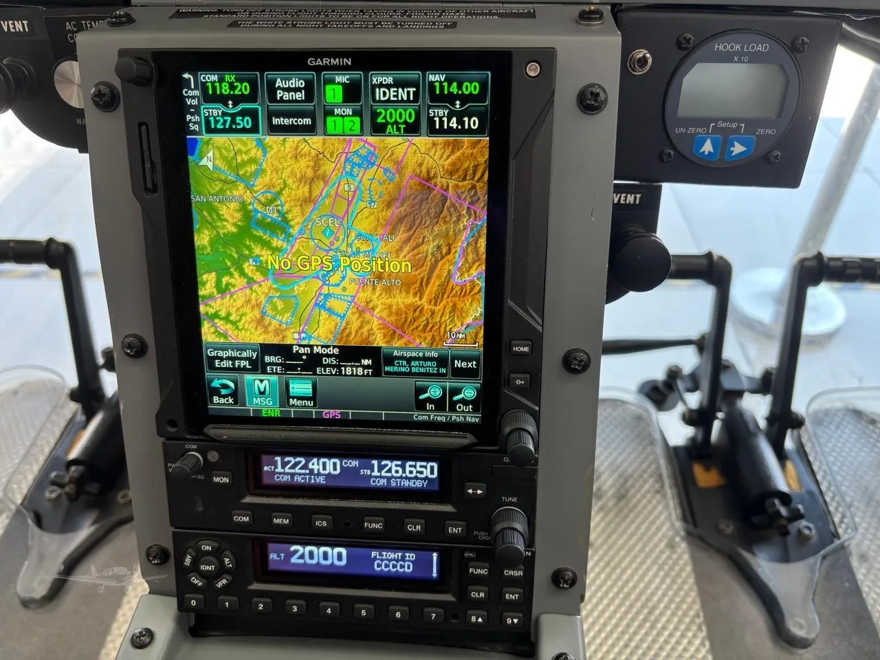 Avionics suite of a 1997 BELL 407.