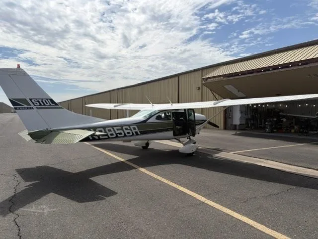 1967 Cessna 182 Skylane