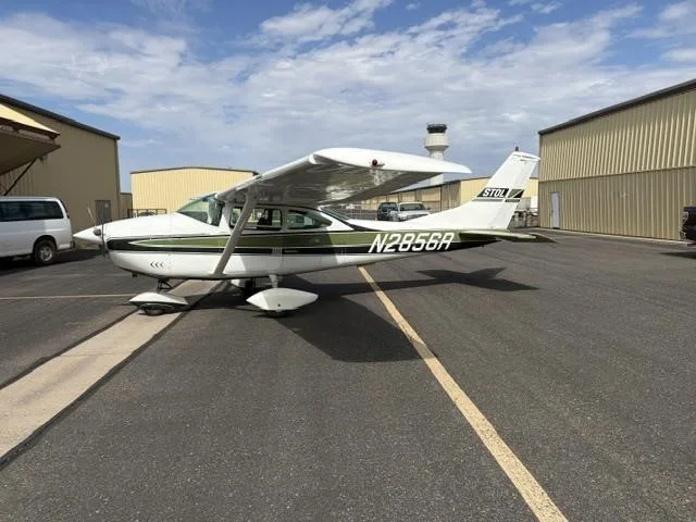 1967 Cessna 182 Skylane