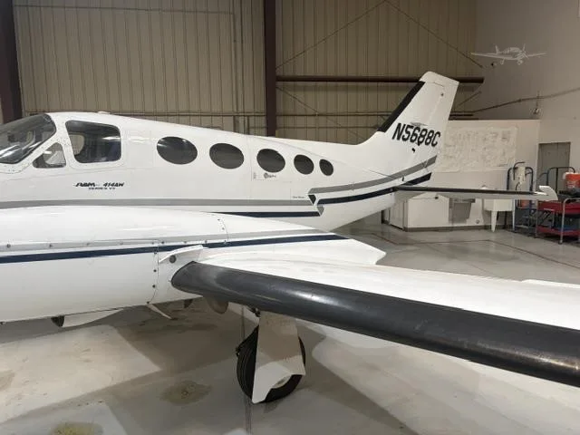 Exterior view of a 1978 CESSNA 414A, N5688C.