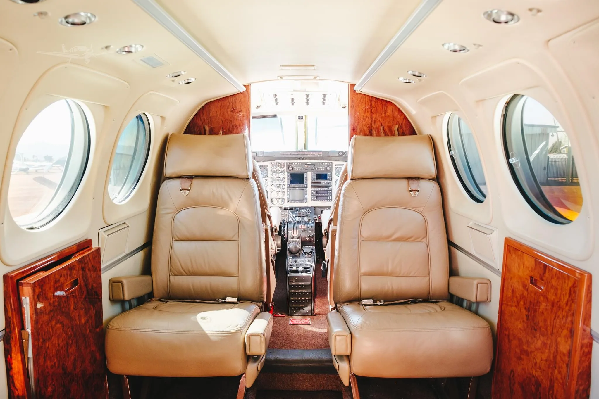 Cabin interior of a 1982 BEECHCRAFT KING AIR C90.