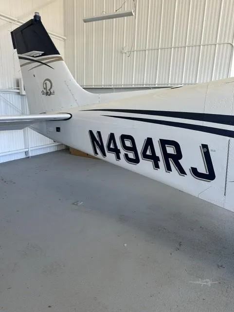 Exterior view of a 2009 BEECHCRAFT G36 BONANZA, N494RJ.