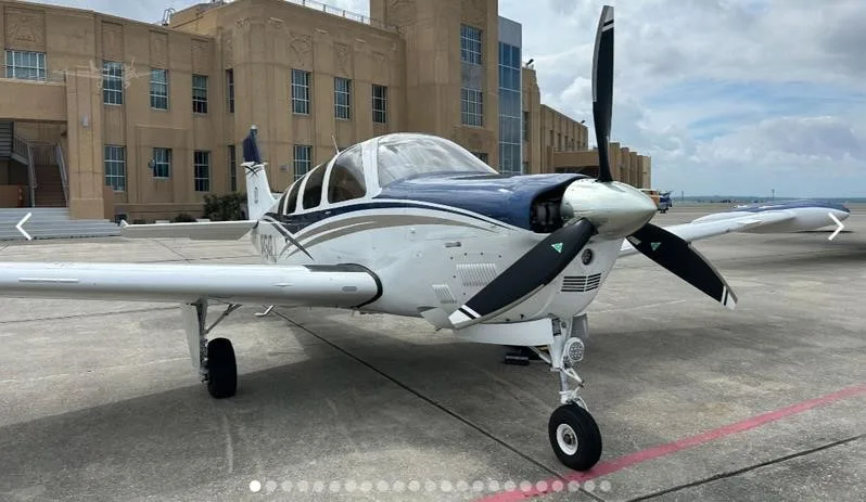 Exterior view of a 2009 BEECHCRAFT G36 BONANZA, N494RJ.