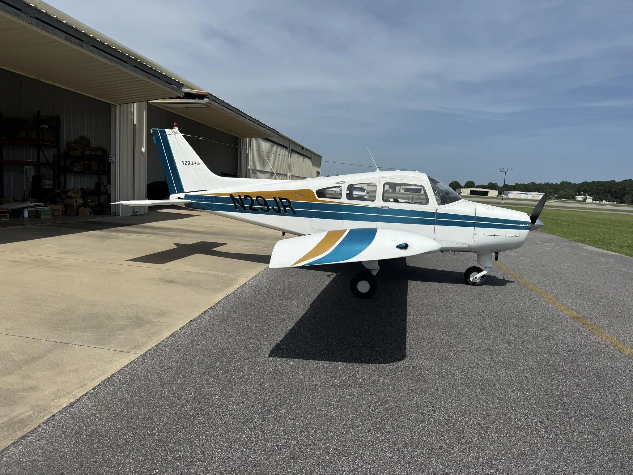 Exterior view of a 1967 BEECHCRAFT A23-24 III MUSKETEER, N29JR.
