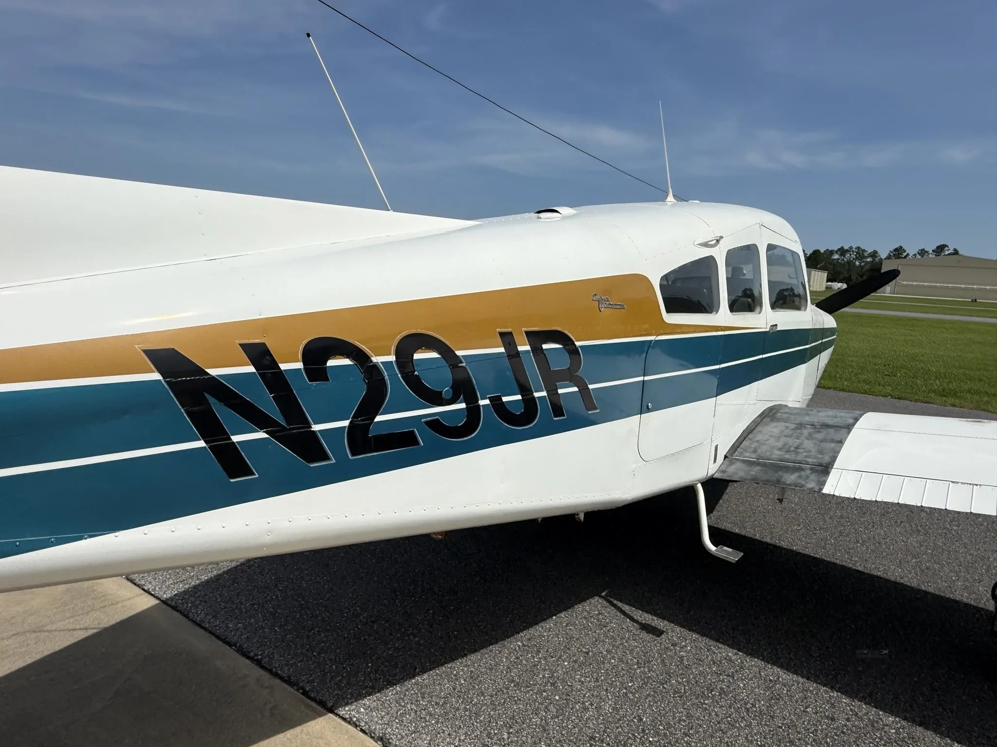 Exterior view of a 1967 BEECHCRAFT A23-24 III MUSKETEER, N29JR.
