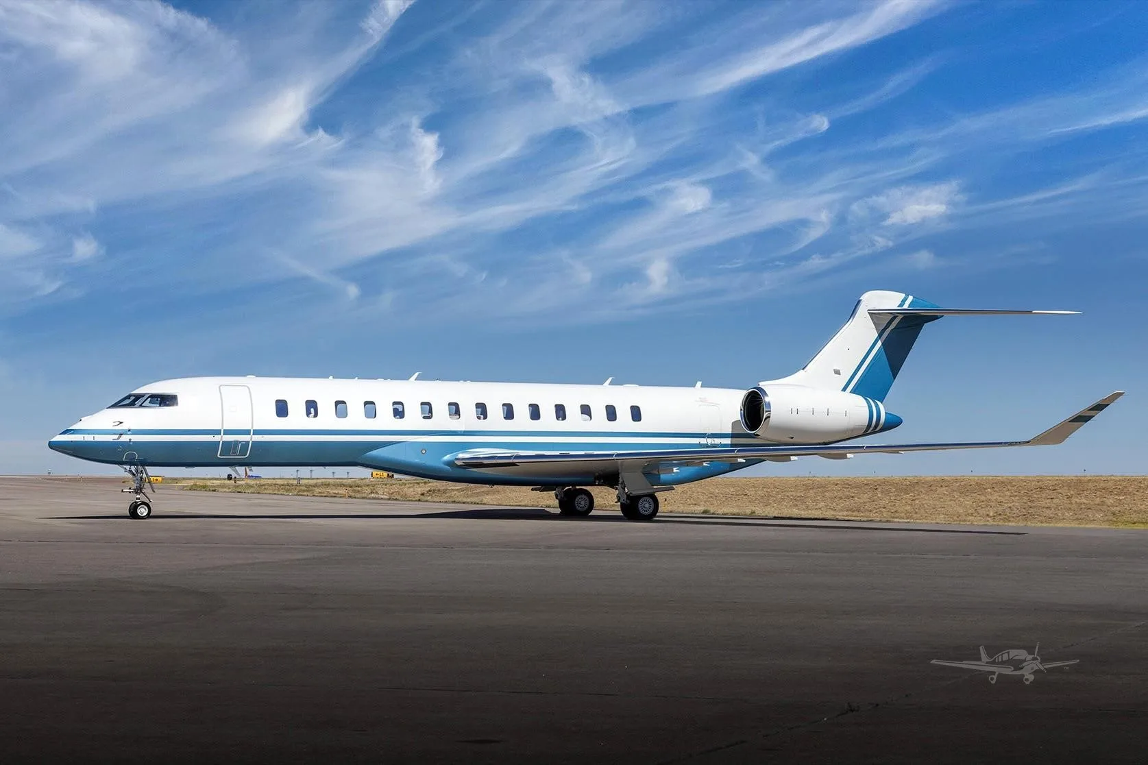 Exterior view of a 2019 BOMBARDIER GLOBAL 8000.