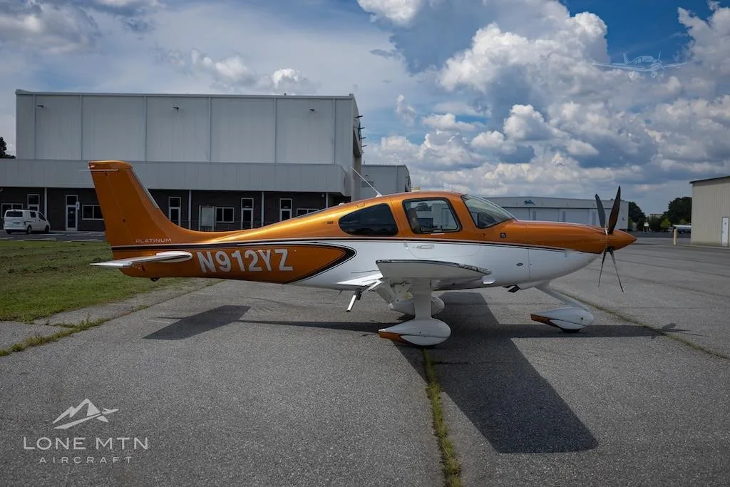 Exterior view of a 2023 CIRRUS SR22-G6 TURBO, N912YZ.