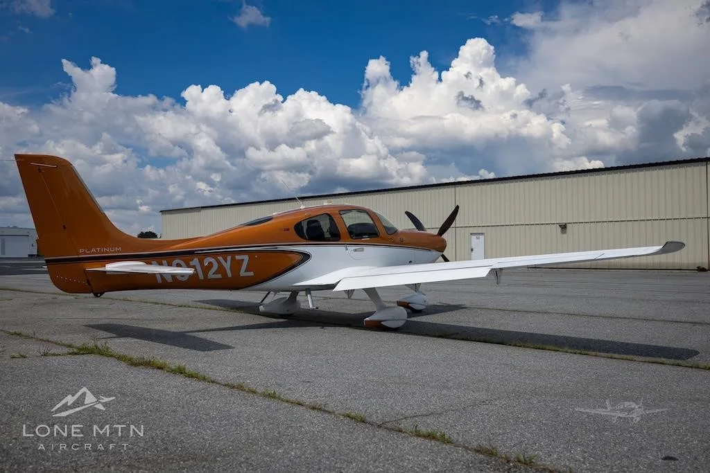 Exterior view of a 2023 CIRRUS SR22-G6 TURBO, N912YZ.